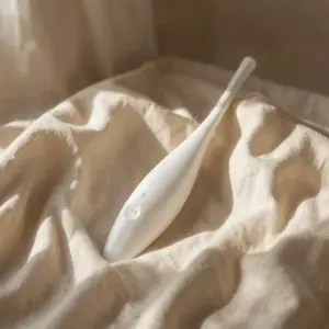 Twirling Joy Bianco — Satisfyer