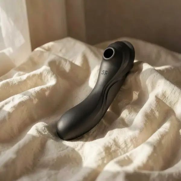 Curvy Trinity 4 — Satisfyer