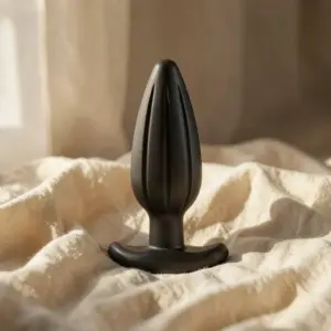 Silicone Noir Rocker Grande — ElectraStim