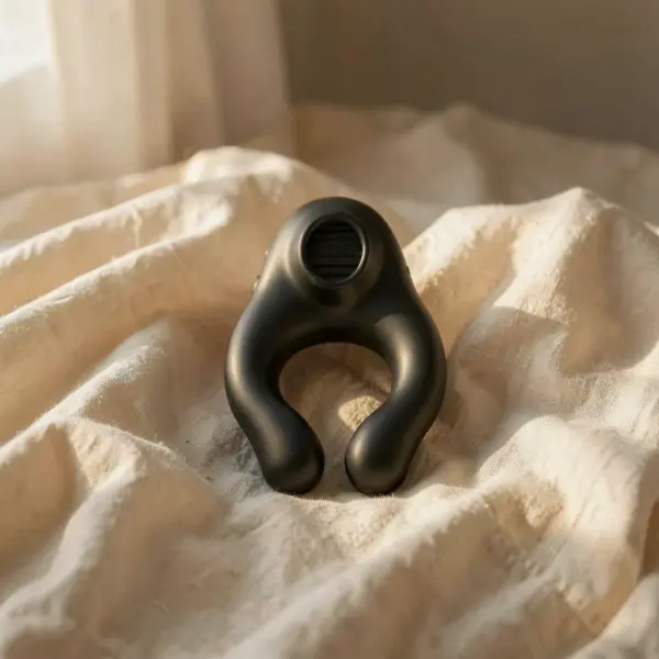 Anello Vibrante con Stimolatore Nero-Oro — Armony