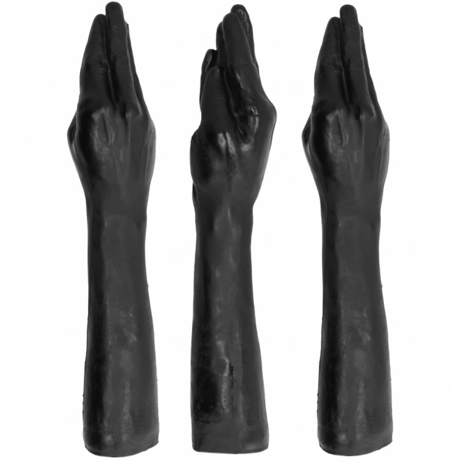 Fist Gigante — All Black