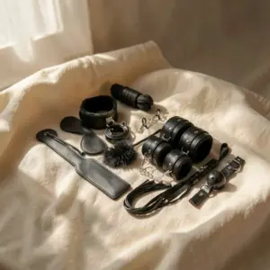 Kit BDSM Nero — Experience