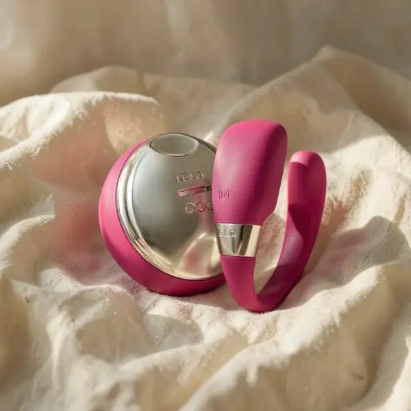 TIANI 3 Insignia Cerise — LELO