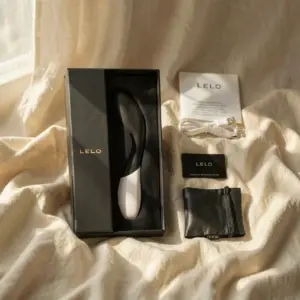 MONA Wave Nero — LELO