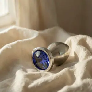 Plug Anale in Alluminio con Cristallo — Metal Hard