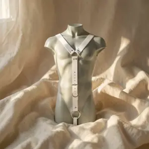 Imbracatura bianca con anello — Leather Body