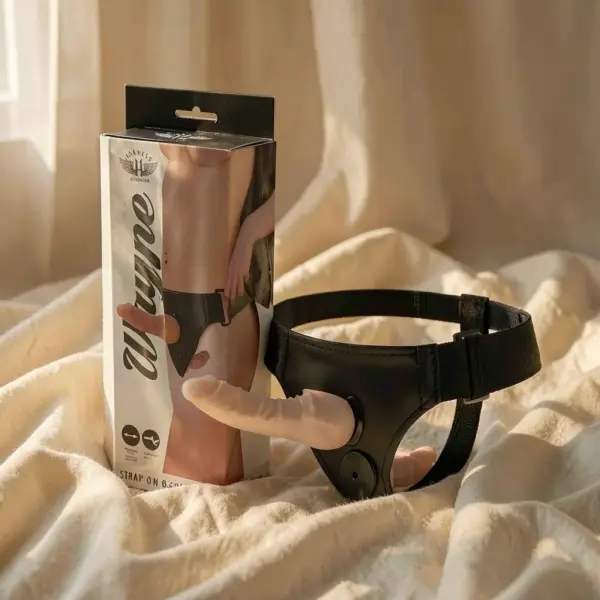 Harness Wayne — Attraction