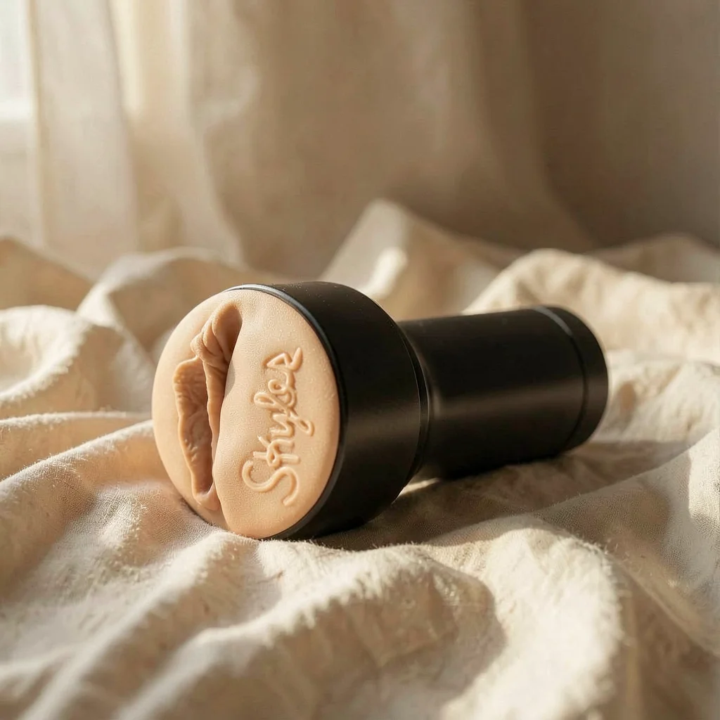 FeelSkyler Stroker — Kiiroo