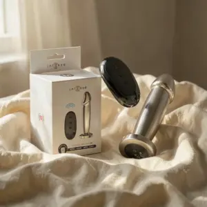 Plug Dildo Vibrante in Metallo M — Intense