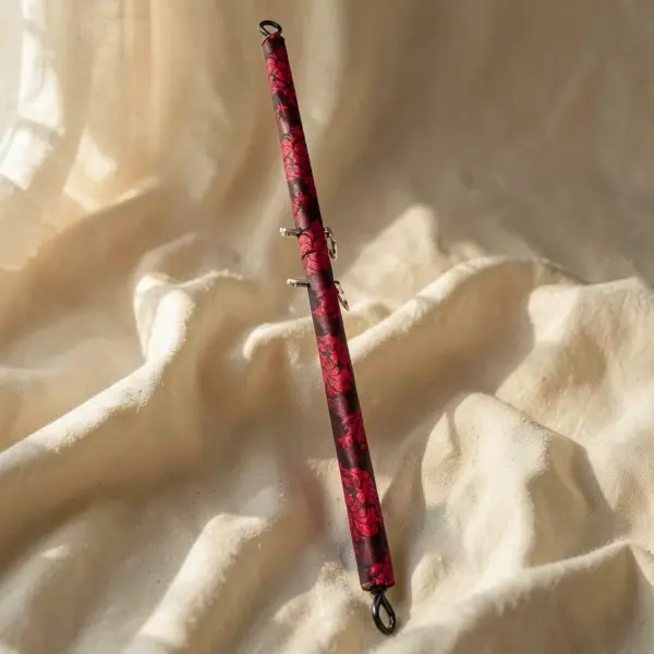 Scandal Spreader Bar — CalExotics