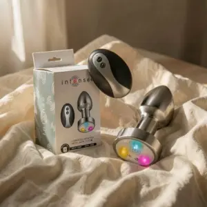 Plug Anale LED con Telecomando M — Intense