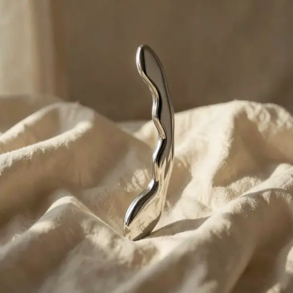 Cosmic Crest 2 — Satisfyer